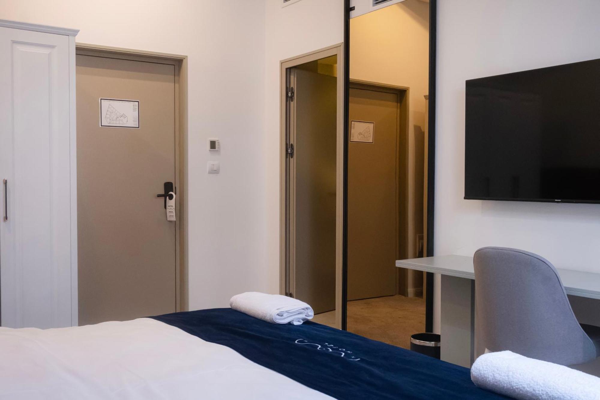 Nam Hotel Prizren Exterior photo